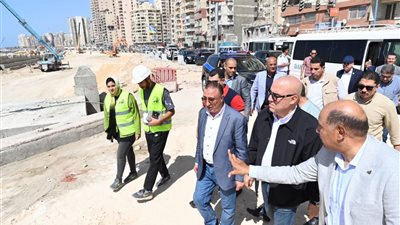 الجزار ومحافظ الإسكندرية يختتمان جولتهما بتفقد مشروع توسعة الكورنيش