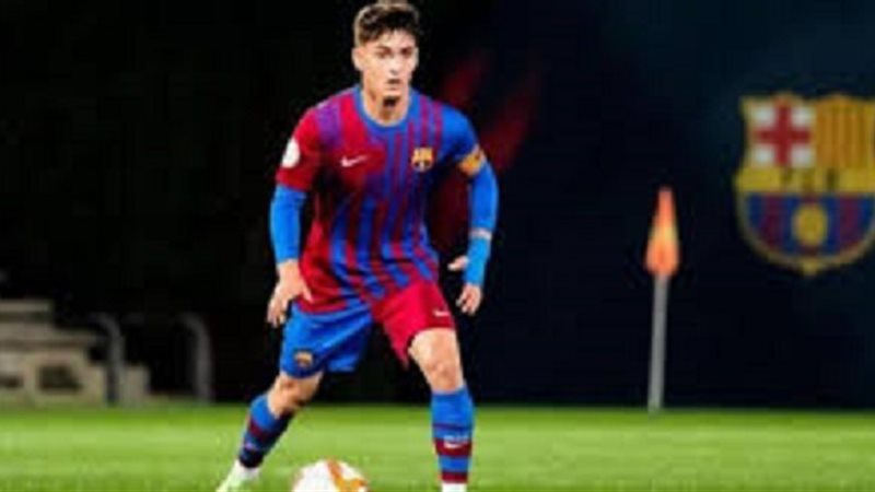 كاسادون لاعب برشلونة