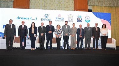 انطلاق مؤتمر أجندة حلول السياسات لتعزيز صادرات التكتلات بأسوان