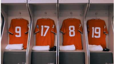 شاهد .. غرفة ملابس منتخب مصر قبل انطلاق مباراة بوركينا