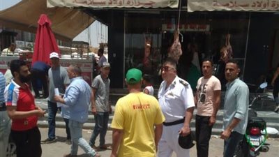 جهاز السادات ينفذ حملة على الإشغالات والإعلانات المخالفة.. بالصور