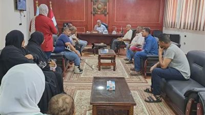 رئيس غارب يعقد لقاؤه مع المواطنين و يحرص على الاستماع لمطالبهم
