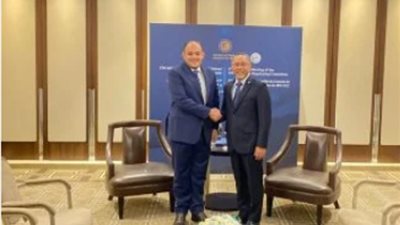 وزير التجارة يبحث مع نظيره الإندونيسي تعزيز التعاون بين البلدين