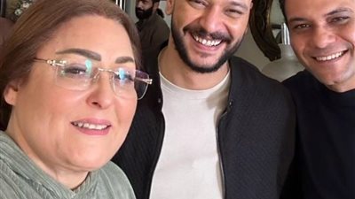 برفقة أبطال 