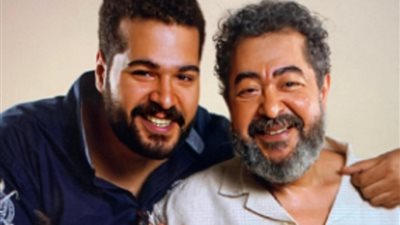 نجل طارق عبد العزيز يرثي والده فى اول عيد أضحى بدونه