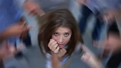منها الغثيان وجفاف الفم .. أعراض نوبات الهلع