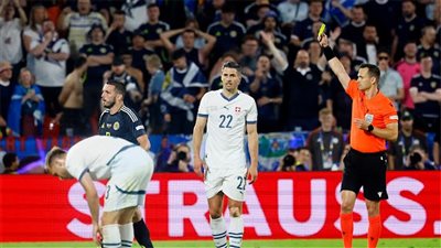 رجل مباراة سويسرا وإسكتلندا في يورو 2024