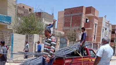 رضوان: جهاز بدر ينفذ إزالة فورية ويحول المخالف إلى النيابة.. صور