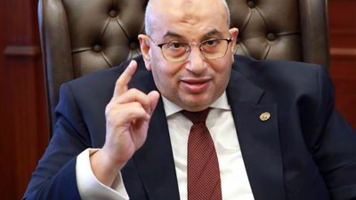 خبراء الضرائب نؤيد عدم إلغاء إعفاء السلع الأساسية من ضريبة القيمة المضافة