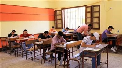 نائبة تطلب التحقيق مع واضعي امتحان العربي