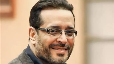 نعيش ونفتكر.. علاء عبد الخالق