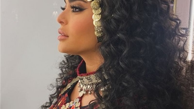 أسماء جلال