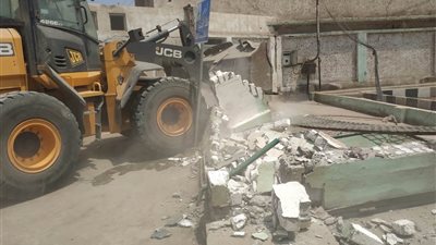 محافظ الغربية .. استمرار إزالة 75 حالة تعدى على أملاك الدولة بمساحة 13026م2 في الموجة 13 