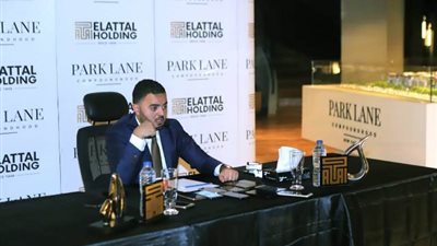 بشهادة منافسيه .. 
