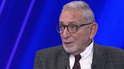 عدلى القيعى ممثلاً للأهلى فى رابطة المحترفين