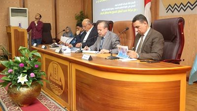 محافظ كفرالشيخ يعلن تشكيل لجنة لتقدير قيمة المتر المسطح