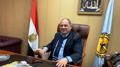 محافظ الغربية يعلن الحرب على سماسرة الأغذية الفاسد ةويغلق 90 منِشأة صناعية وتجارية
