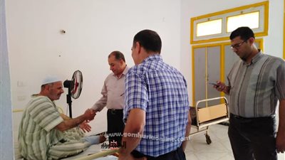 بالصور.. مدير تأمين صحي الشرقية يرفع درجة الاستعداد ويهنئ المرضى والعاملين بمناسبة العيد بالعاشر
