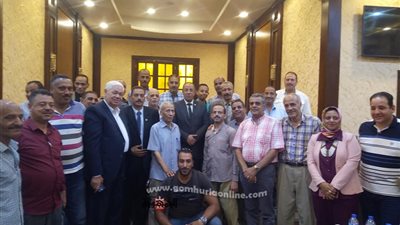 تكريم رئيس مركز ومدينة أسيوط بعد نقله إلي 