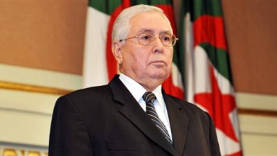 الرئيس الجزائري المؤقت ينهي مهام عدد من كبار المسؤولين في الجيش