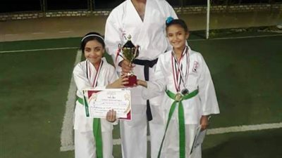 ابطال أكاديمية أجيال بمركز الداخلة يتوجون ببطولة الكارتيه بالوادى الجديد بالصور