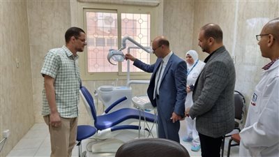 رئيس جامعة أسيوط يتفقد المستشفى الجديد ويشيد بالإنضباط ..صور