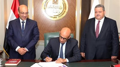وزير التعليم يعتمد نتيجة الدبلومات الفنية 2024 بنسبة نجاح ٧٠،٩%