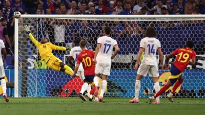 نصف نهائى يورو 2024.. إسبانيا تتقدم بثنائية أمام فرنسا بالشوط الأول