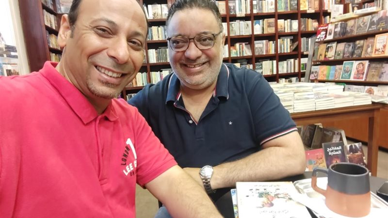 الكاتب والسيناريست