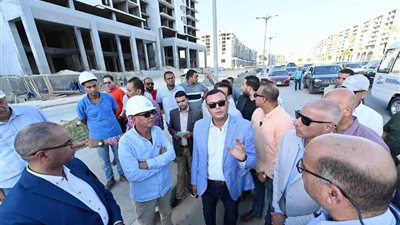 الشربيني يوجه بوضع جداول زمنية لإنهاء وتسليم الوحدات لحاجزيها