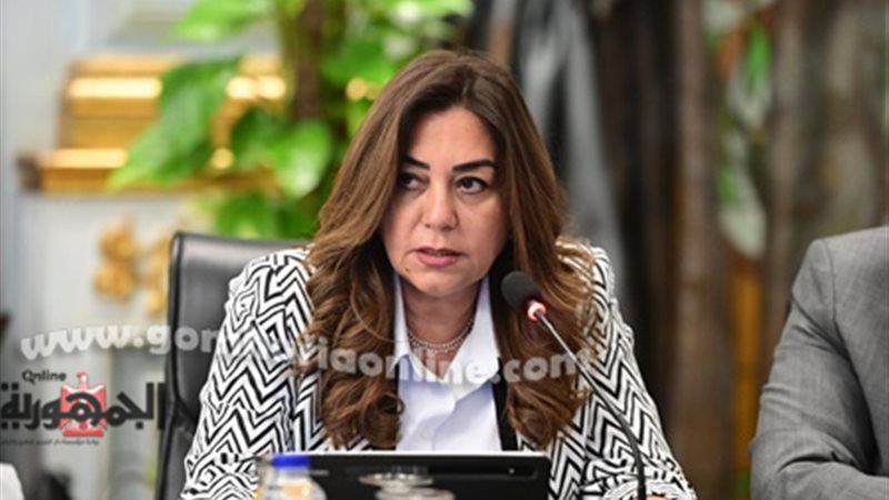منال عوض تستعرض تفاصيل