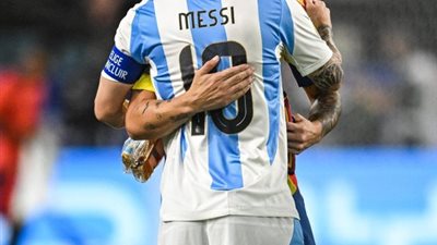 الأرجنتين ضد كولومبيا ..جوليان الفاريز يحرم ميسي من تسجيل هدف