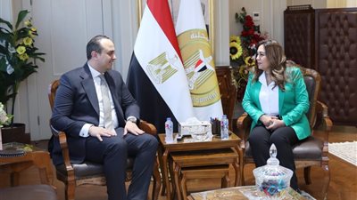 منال عوض: حملات توعية عن منظومة التأمين الصحي الشامل