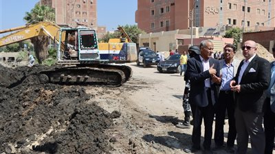 محافظ بني سويف يتفقد تغطية ترعة بوش ..صور