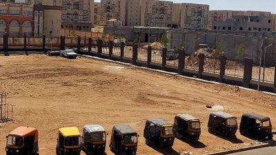 جهاز حدائق العاصمة يضبط 8 تكاتك والمركبات المخالفة ويحولهم للنيابة صور