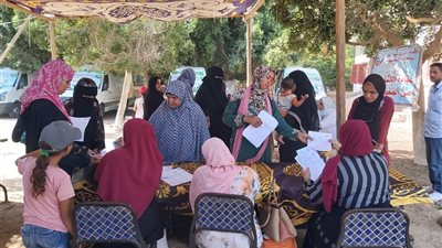 قافلة حياة كريمة الطبية تعالج أهالي عزبة شعيب بالإسماعيلية