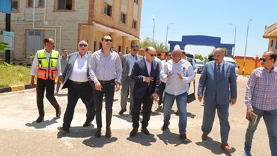 محافظ كفر الشيخ يتفقد محطة مياه شرب الشمالية بمطوبس