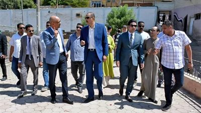 محافظ سوهاج يتفقد مركز شباب الري بحي غرب سوهاج