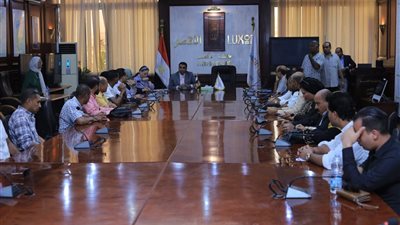 محافظ الأقصر: الصحفيون هم عيون للمسئولين لنقل مطالب المواطنين