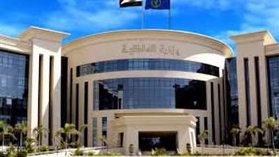 إخوان كاذبون .. الداخلية توضح حقيقة مداهمة رجلى شرطة لمقهى بالقليوبية