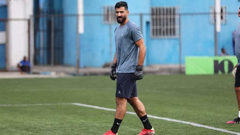 عصام ثروت حارس مرمي