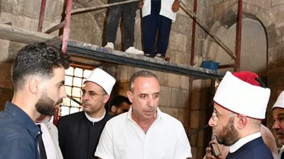 وزير الأوقاف يتفقد أعمال الصيانة والتطوير بعدد من مساجد القاهرة