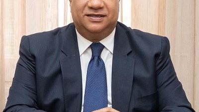 مصيلحى يُكلف محمدين بالسفر إلى غانا و نيجيريا لإنتقاء لاعبين