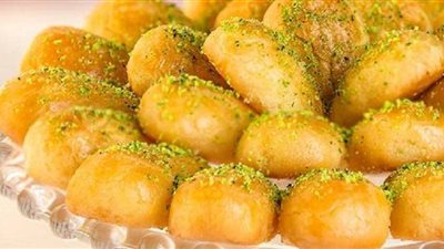 طريقة عمل رموش الست مثل المحلات