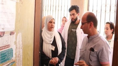 وكيل وزارة الصحة بالقليوبية يحيل ٢٧ فردا بالخانكة للتحقيق