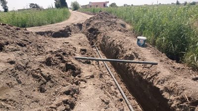 توصيل مياه الشرب لعزبة عبدربه شرق الإسماعيلية..صور