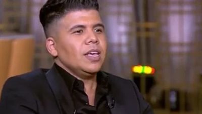 عمر كمال مع سالي عبد السلام في سهرة خاصة على الأولى .. الليلة