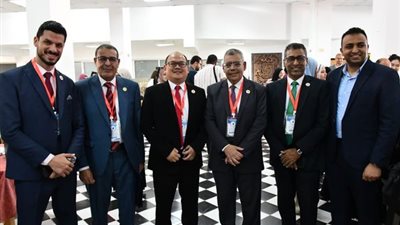 ركن للوافدين في المؤتمر الخامس للدراسات العليا بجامعة القناة
