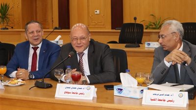 رئيس جامعة المنيا يشهداجتماع المجلس الأعلى للجامعات بجامعة الأزهر