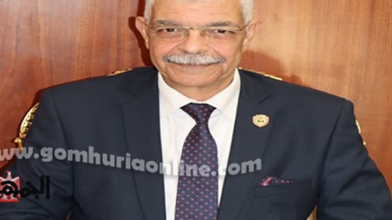 الدكتور أحمد القاصد